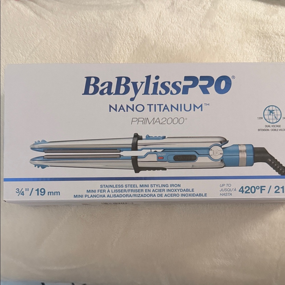BaBylissPRO Nano Titanium 3/4" Mini Styling Iron - Light Blue